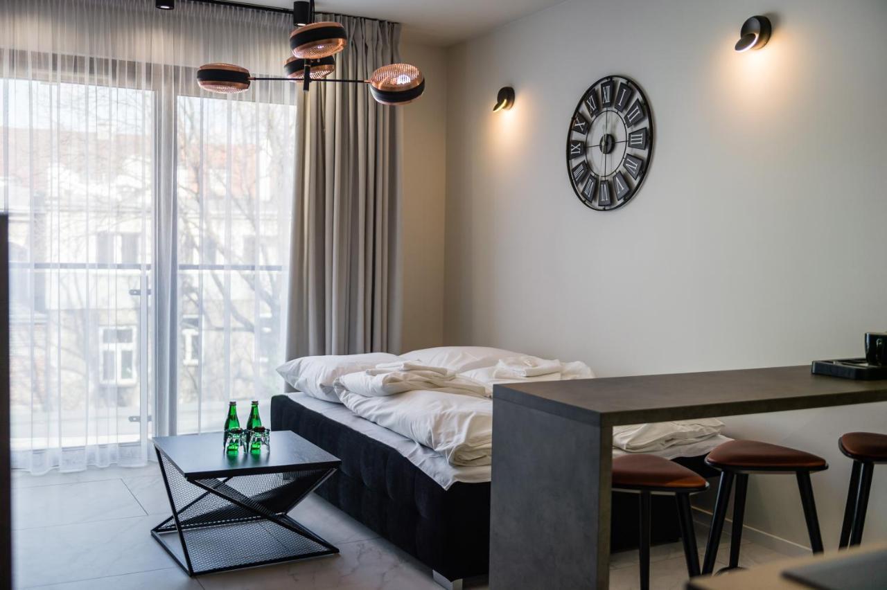 Black Pearl Apartment Old Town Rakowicka Deluxe Wawelofts Krakow Luaran gambar